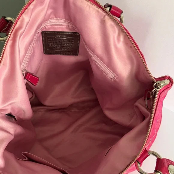 Coach Poppy Storypatch Limited Edition Hot Pink Tote - Picture 3 of 16